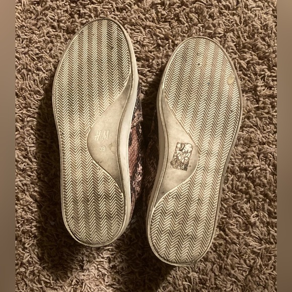 H&M Faux Snakeskin Slip Ons - Picture 4 of 4